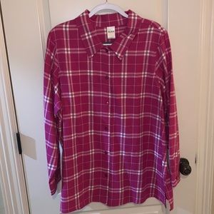 Women’s flannel button up